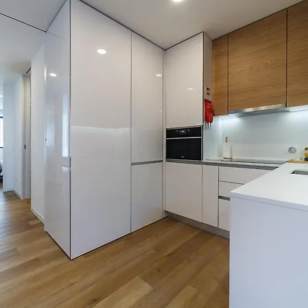 The Tiles Incl Parking By Sweet Apartmán *